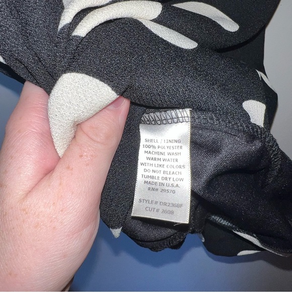 NWT Francesca’s dress pok a dot women’s Large - Picture 4 of 7